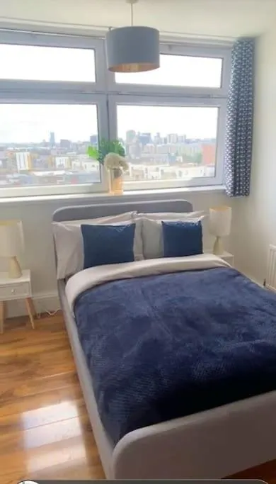 Apartment London -2 Bedroom - Breathtaking Views London Skyline Canary Warf