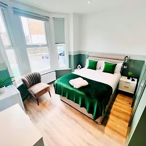 43 Ensuite Look Like Locations Alloggio in famiglia