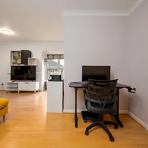 Guestready - Sunny Victoria Hall Apartment